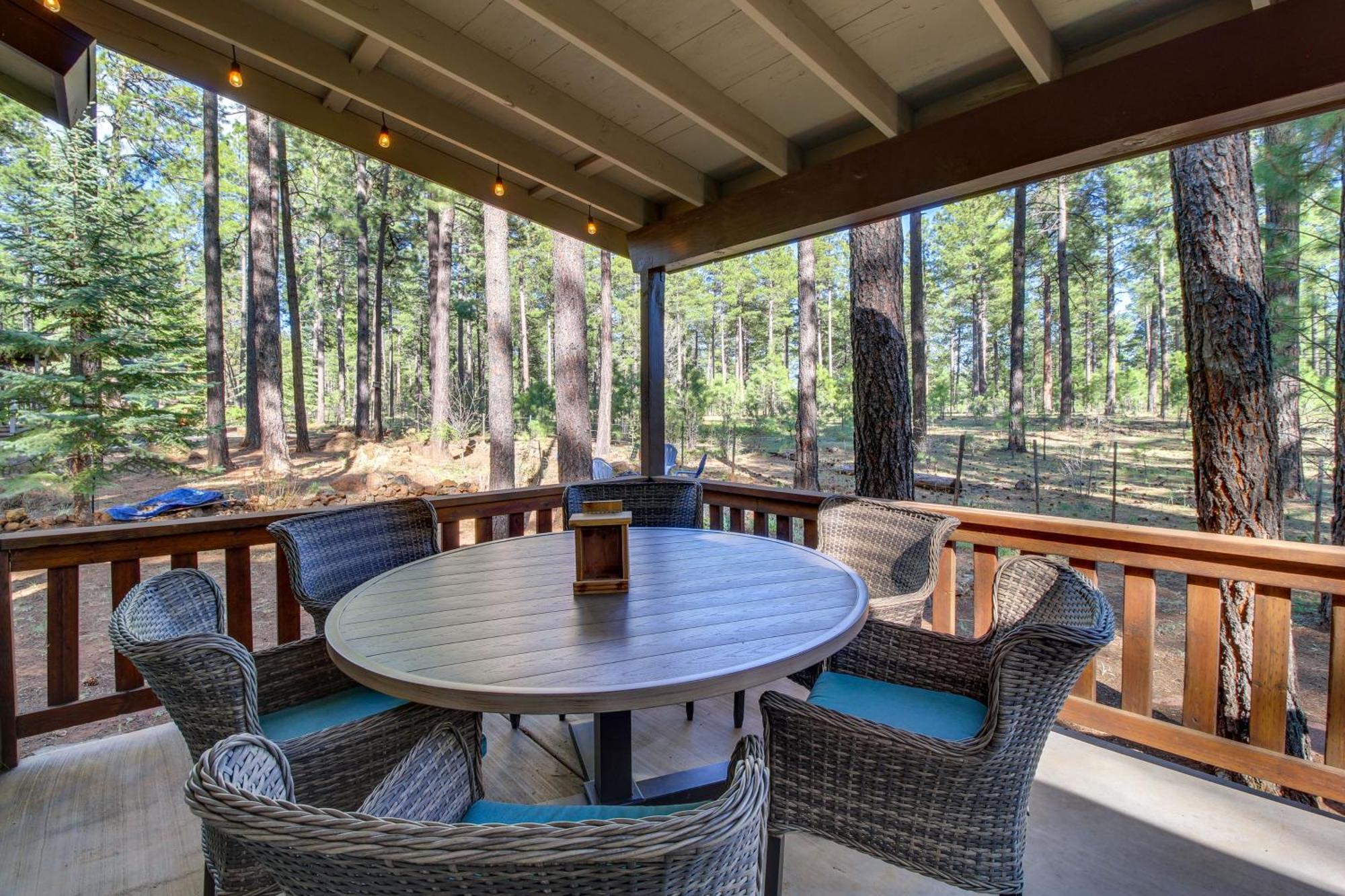 Indian Pine Peaceful Pinetop Cabin With Deck And Fire Pit!ヴィラ エクステリア 写真