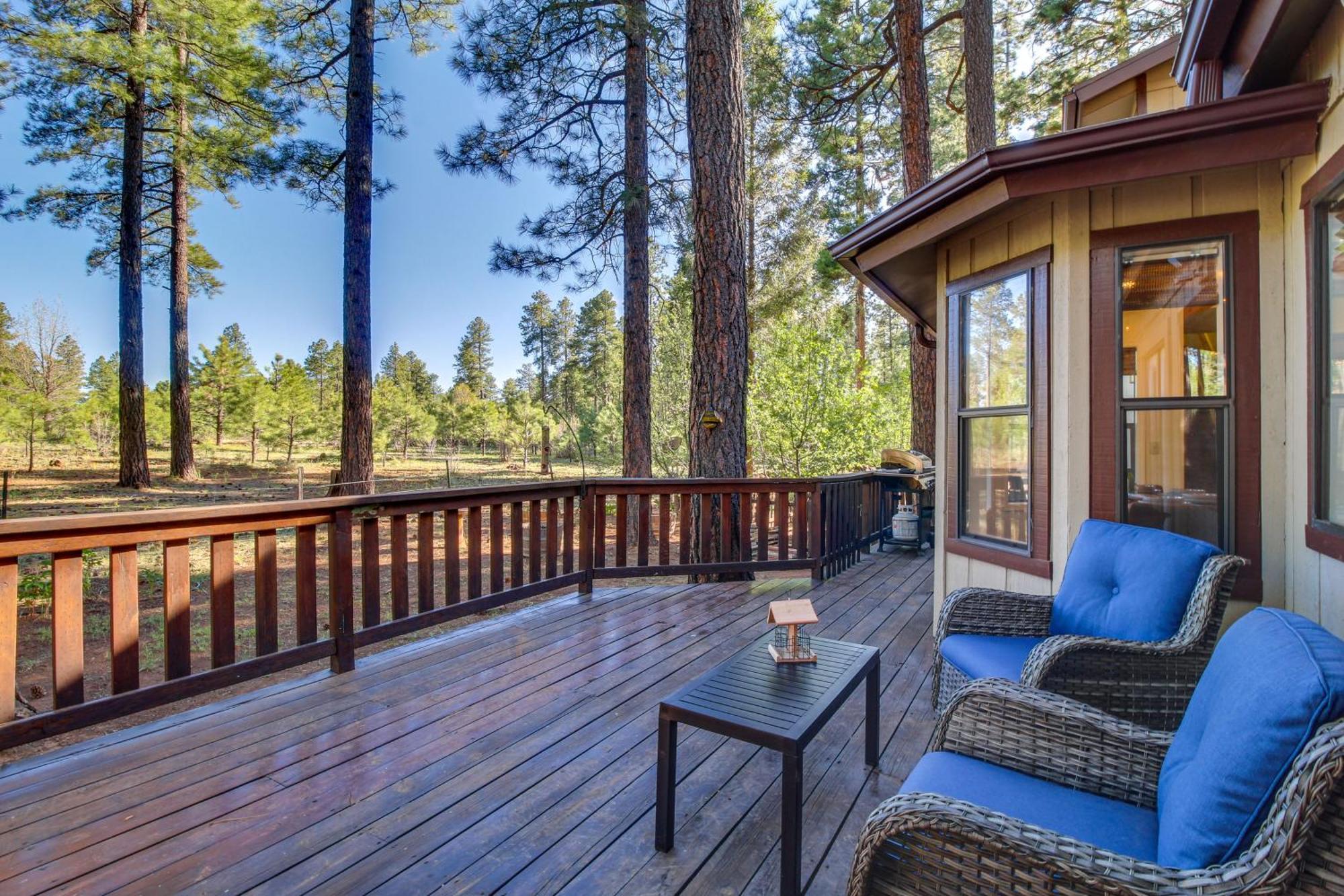 Indian Pine Peaceful Pinetop Cabin With Deck And Fire Pit!ヴィラ エクステリア 写真