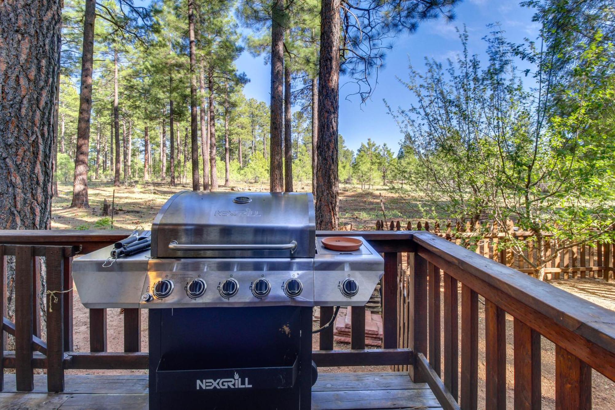 Indian Pine Peaceful Pinetop Cabin With Deck And Fire Pit!ヴィラ エクステリア 写真